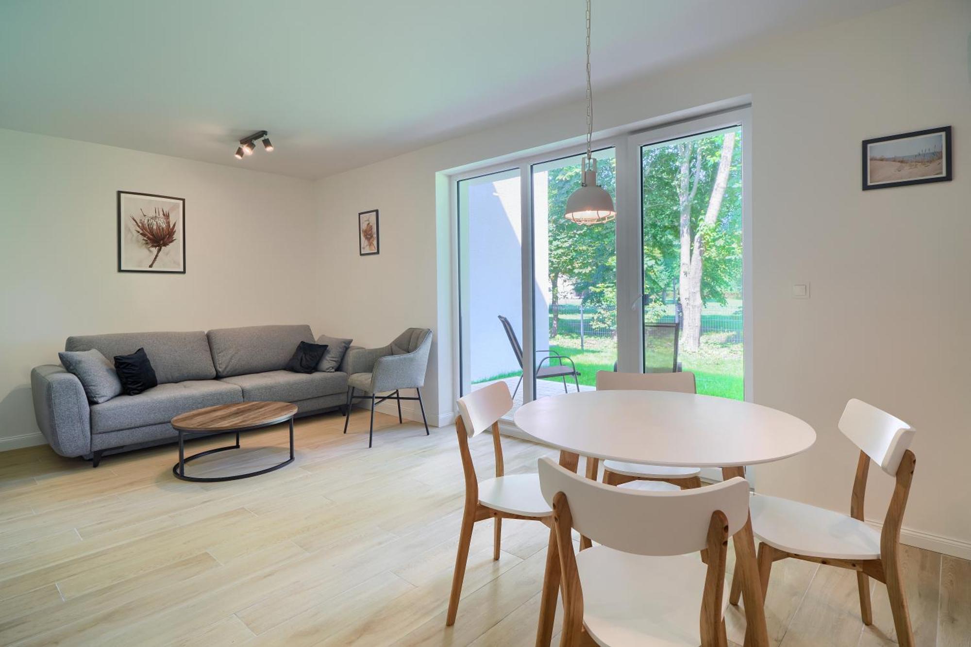 Apartamenty 7 Debow Pleśna Extérieur photo