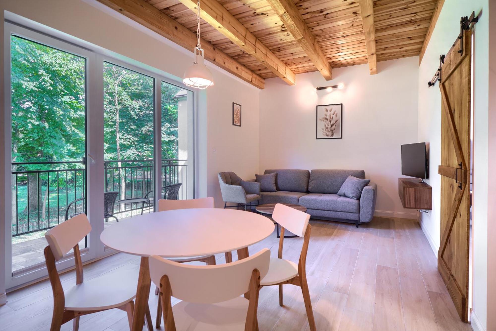 Apartamenty 7 Debow Pleśna Extérieur photo