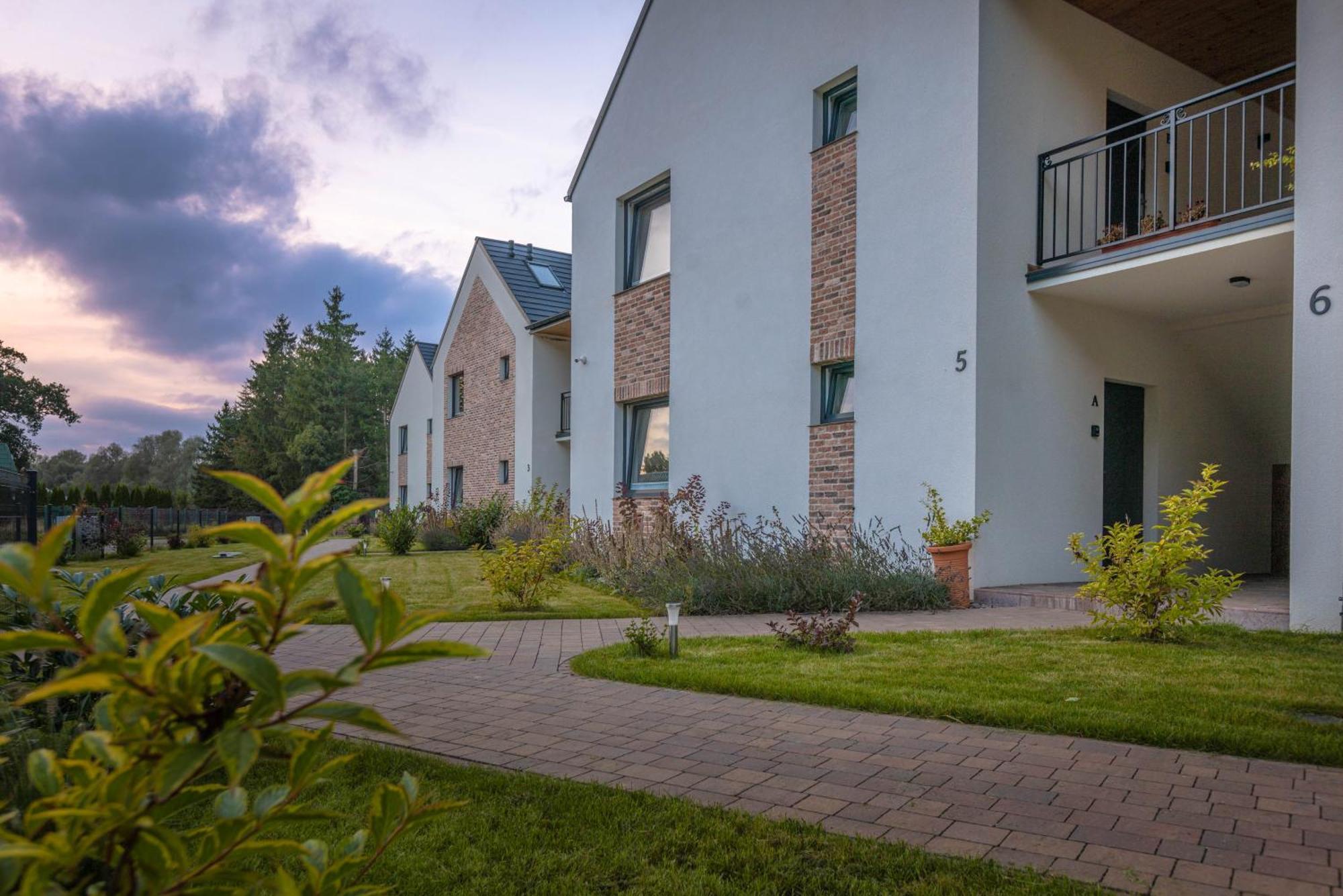 Apartamenty 7 Debow Pleśna Extérieur photo