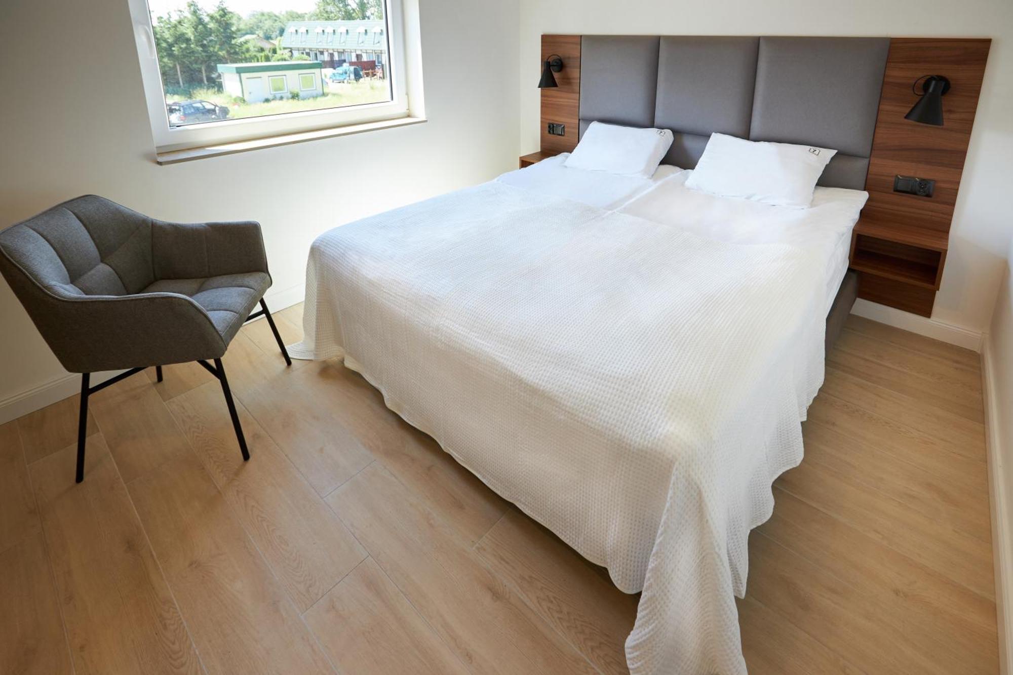Apartamenty 7 Debow Pleśna Extérieur photo